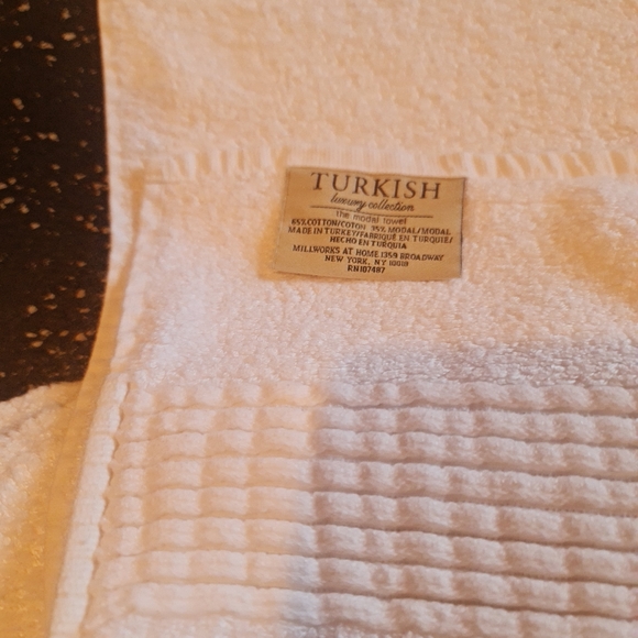 Hand Towels White Turkish Luxury Collection 65% Cotton 35% Modal Like New Set/4 - Picture 7 of 9